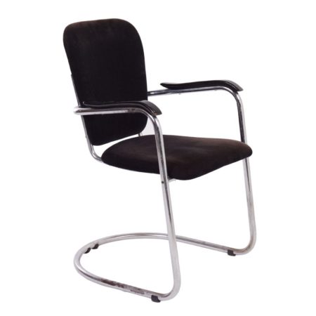 Fana Cantilever Chair | With Armrests