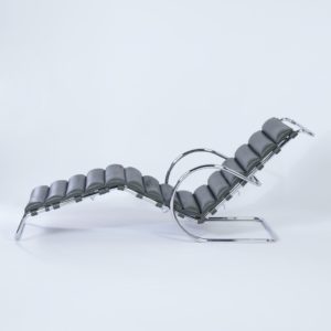 Chaise Longue 242 by Mies van der Rohe for Knoll, 2000s &#8211; Green Leather, Adjustable