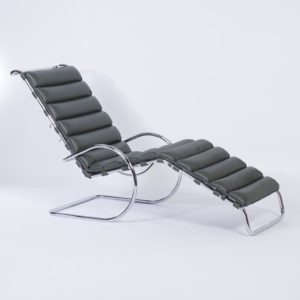 Chaise Longue 242 by Mies van der Rohe for Knoll, 2000s &#8211; Green Leather, Adjustable