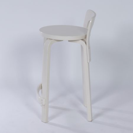 White Alvar Aalto Stool &#8211; High Model k65 for Artek, 1970s