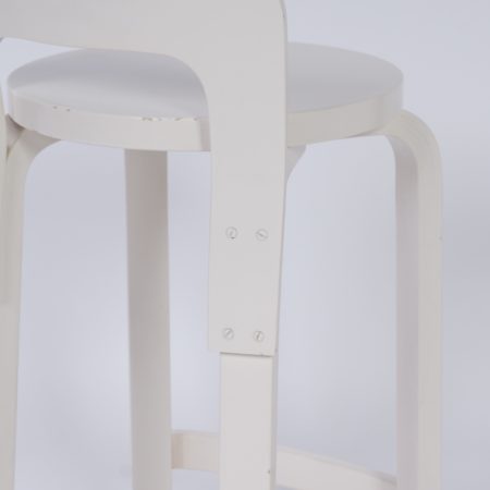 White Alvar Aalto Stool &#8211; High Model k65 for Artek, 1970s