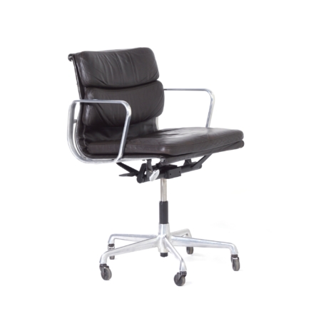 EA 217 Soft Pad Office Chair by Charles & Ray Eames for Herman Miller, 1980s - Brown Leather