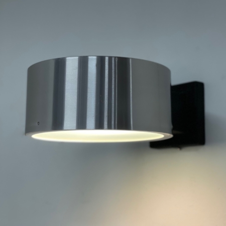 Raak wall lamp model C-1506 in Aluminum and Glass, 1960s