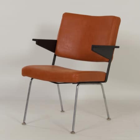 Gispen 1445 Armchair by Andre Cordemeyer for Gispen, 1960s &#8211; New Brown Leather and Ash Wood