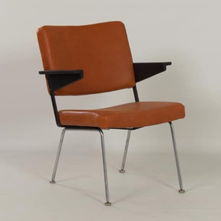 Gispen 1445 Armchair by Andre Cordemeyer for Gispen, 1960s &#8211; New Brown Leather and Ash Wood