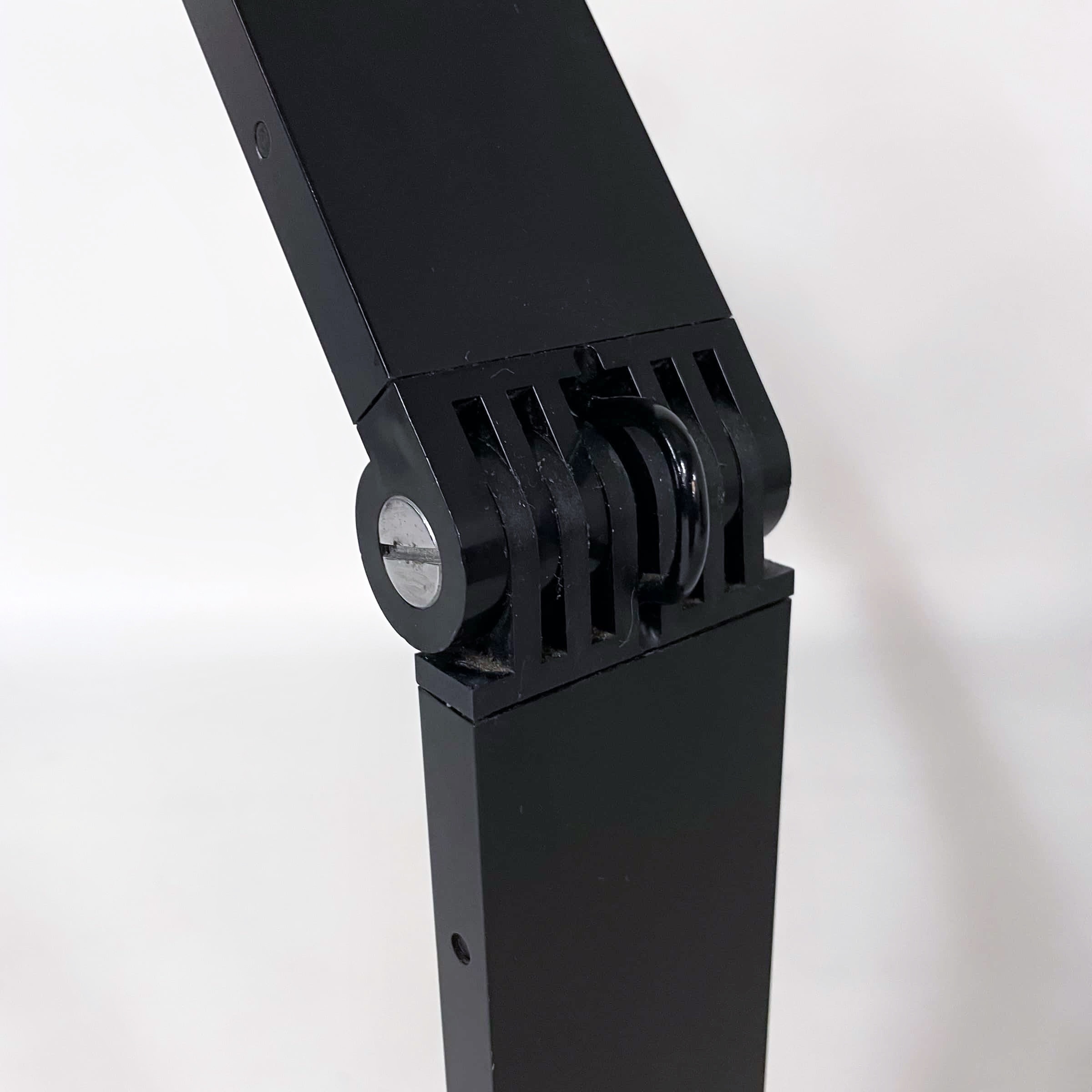 Zeta table lamp by Mirenzi and Parigi for Valenti Luce from the 1980s