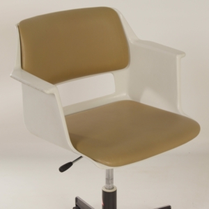 Office chair 2712 by A. Cordemeyer for Gispen, 1970s | Beige Upholstery