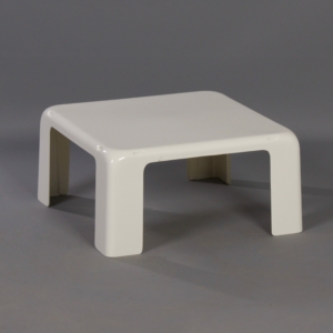 Side tables Quatro Gatti in Fiberlite by Mario Bellini for C&#038;B Italia, 1960s