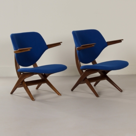 Pelican Armchairs by Louis van Teeffelen for Webe, 1960s | Set of Two Blue Armchairs