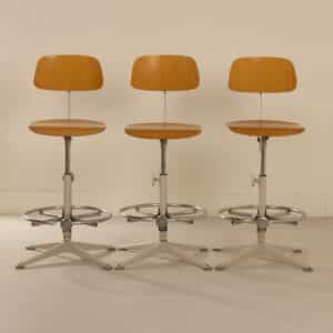 Architect chairs by Friso Kramer for Ahrend de Cirkel, 1960s &#8211; Set of 3 with Chrome Ring