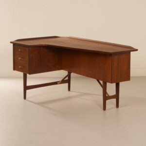 Boomerang desk by Peter Løvig Nielsen for Hedensted mobelfabrik, 1960s