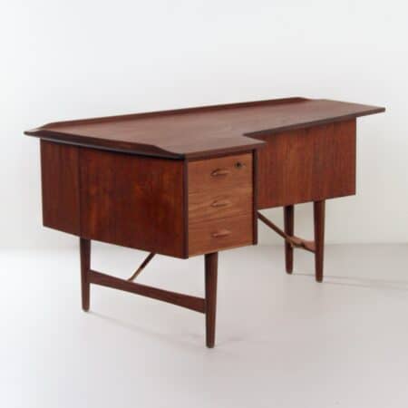 Boomerang desk by Peter Løvig Nielsen for Hedensted mobelfabrik, 1960s