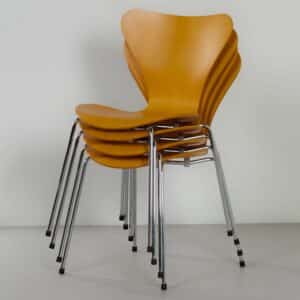 Beech Butterfly chairs by Arne Jacobsen for Fritz Hansen, 1990s | Set of 4