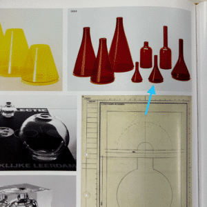 Red Vase Industrial Series by A.D. Copier for Leerdam Glass Factory, 1960s &#8211; Middle Size &#8211; Middle Size