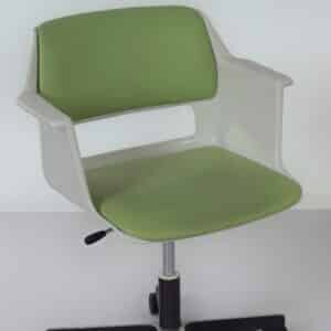 Office chair Gispen 2712 by André Cordemeyer for Gispen, 1970s &#8211; With Armrests, Green