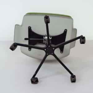 Office chair Gispen 2712 by André Cordemeyer for Gispen, 1970s &#8211; With Armrests, Green