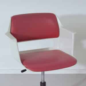 Office chair Gispen 2712 by André Cordemeyer for Gispen, 1970s &#8211; With Armrests, Red