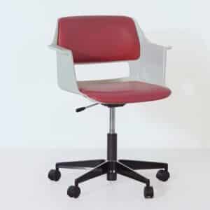 Office chair Gispen 2712 by André Cordemeyer for Gispen, 1970s &#8211; With Armrests, Red