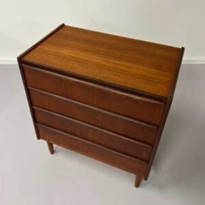 Vintage Danish chest of drawers &#8211; Teak, 1960s design, 75x67x41 cm