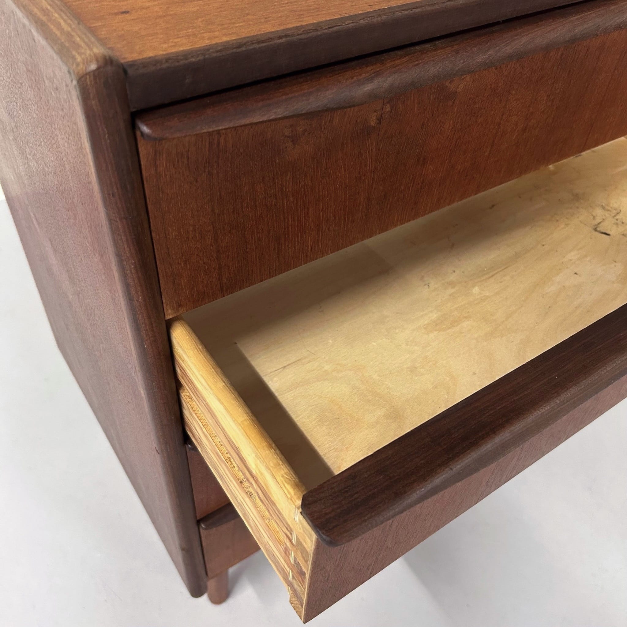 Vintage Danish chest of drawers – Teak, 1960s design, 75x67x41 cm