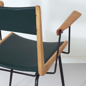 Boomerang Chair, Attributed to Carlo De Carli, 1950s &#8211; Italian Design, Wooden Armrests, New Upholstery