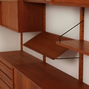 Royal Wall System in Teak by Poul Cadovius for Cado, 1960s – Display Cabinets, Bookshelves, and Storage