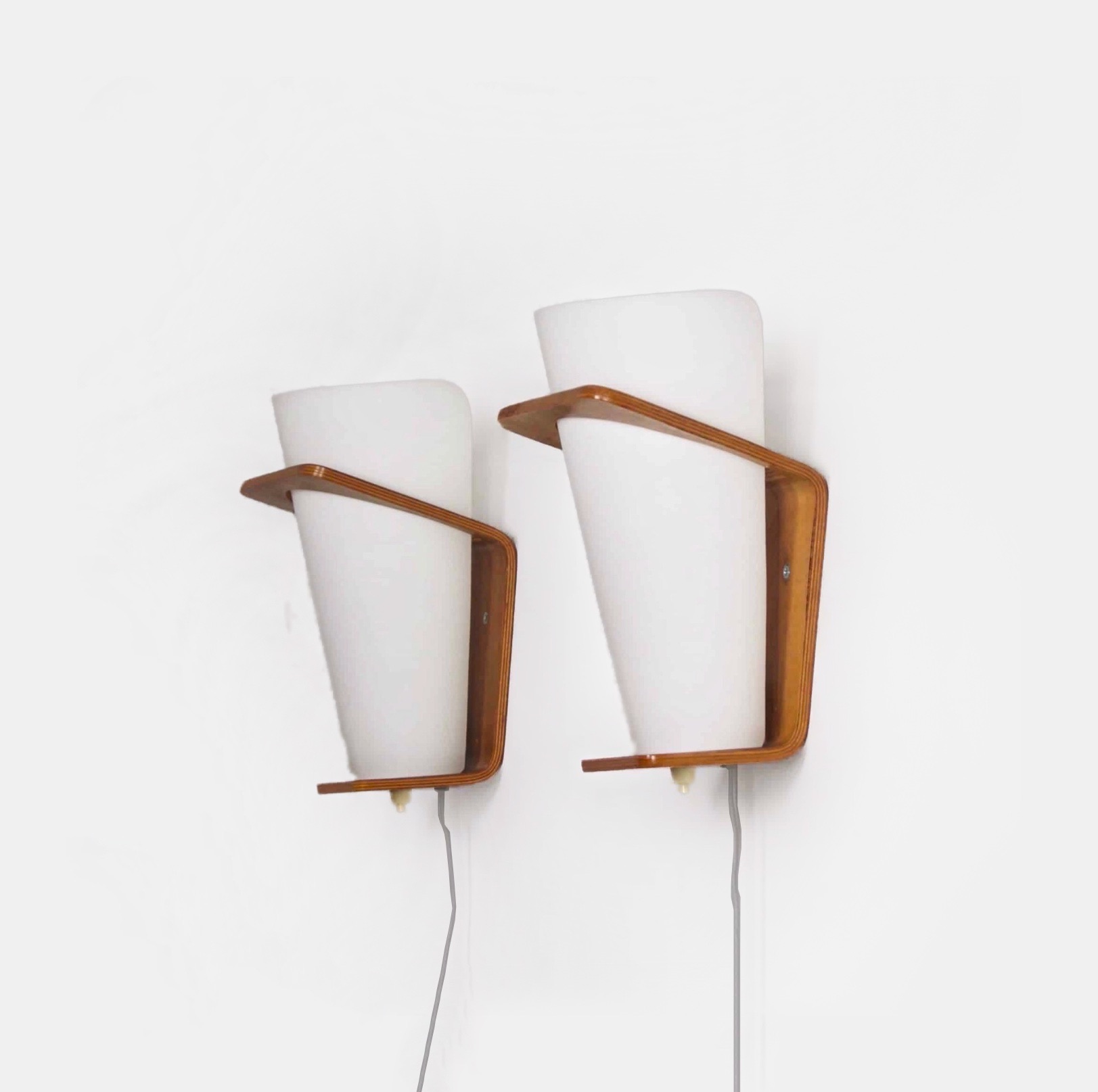 Pair of NX 41 Wall Lamps by Louis Kalff for Philips, 1960s, in Teak and Opal Glass
