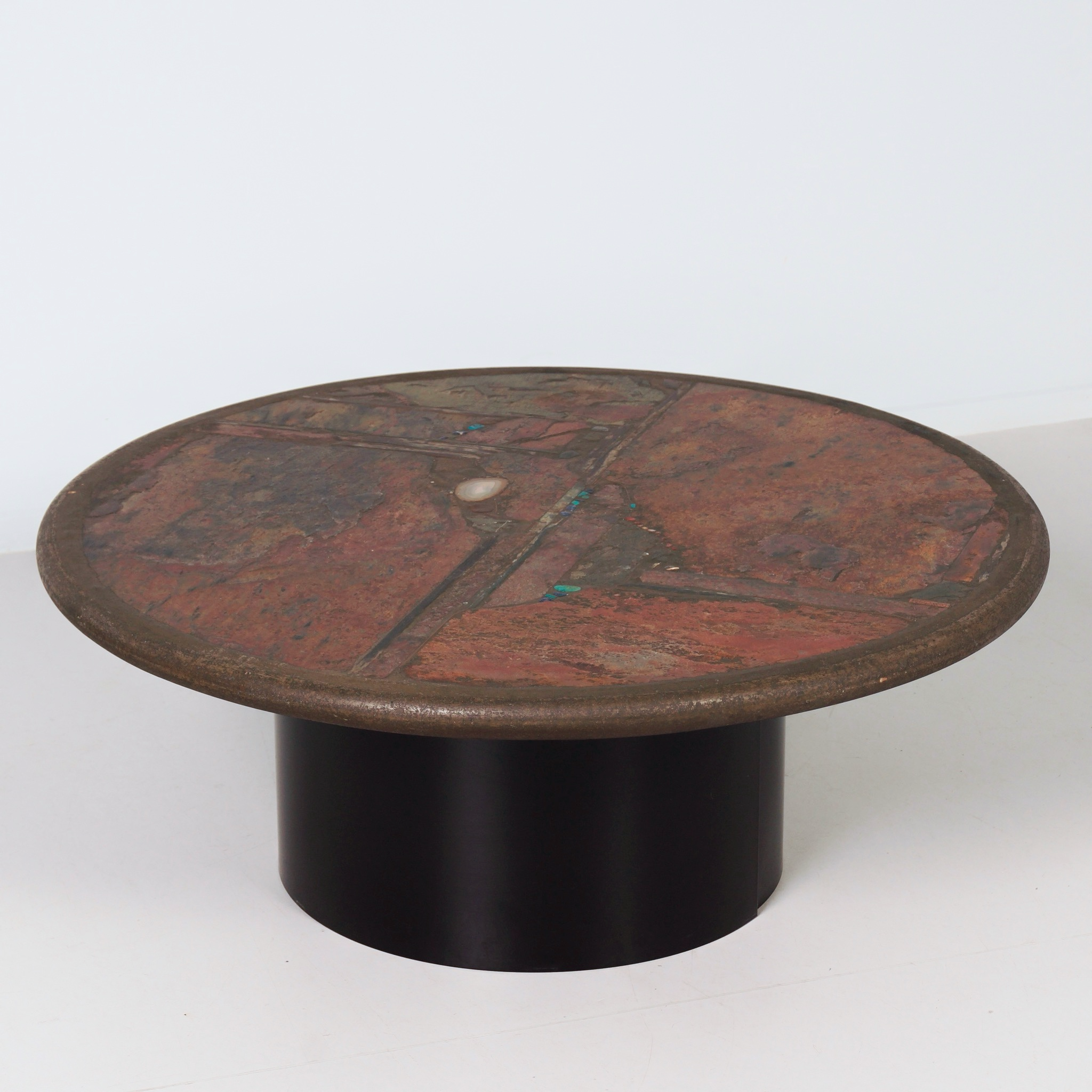 Round coffee table by Paul Kingma from 1990 in earthy tones with inlay of semi-precious stones