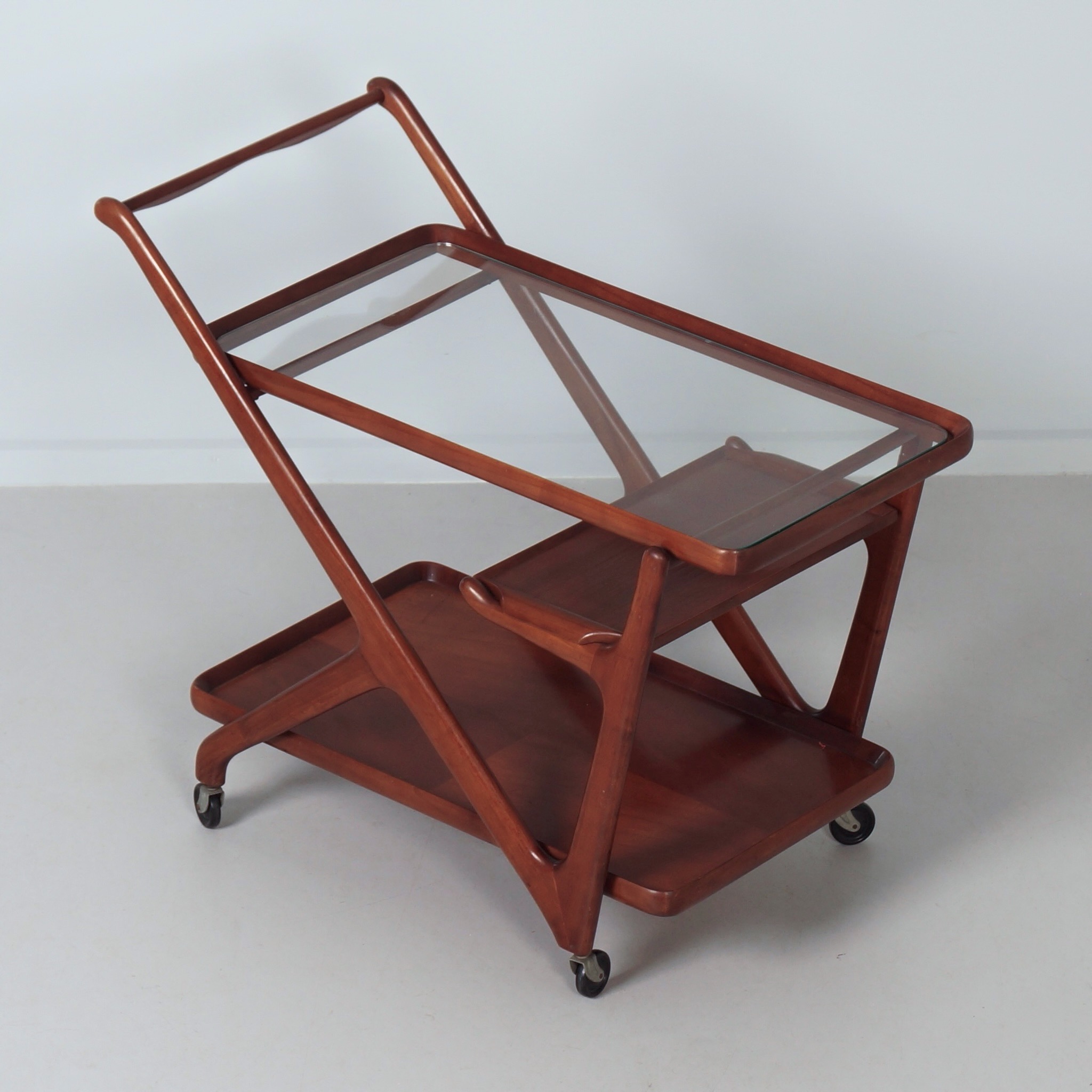 Serving trolley by Cesare Lacca for Cassina from the 60s in Beech Wood with Glass Top