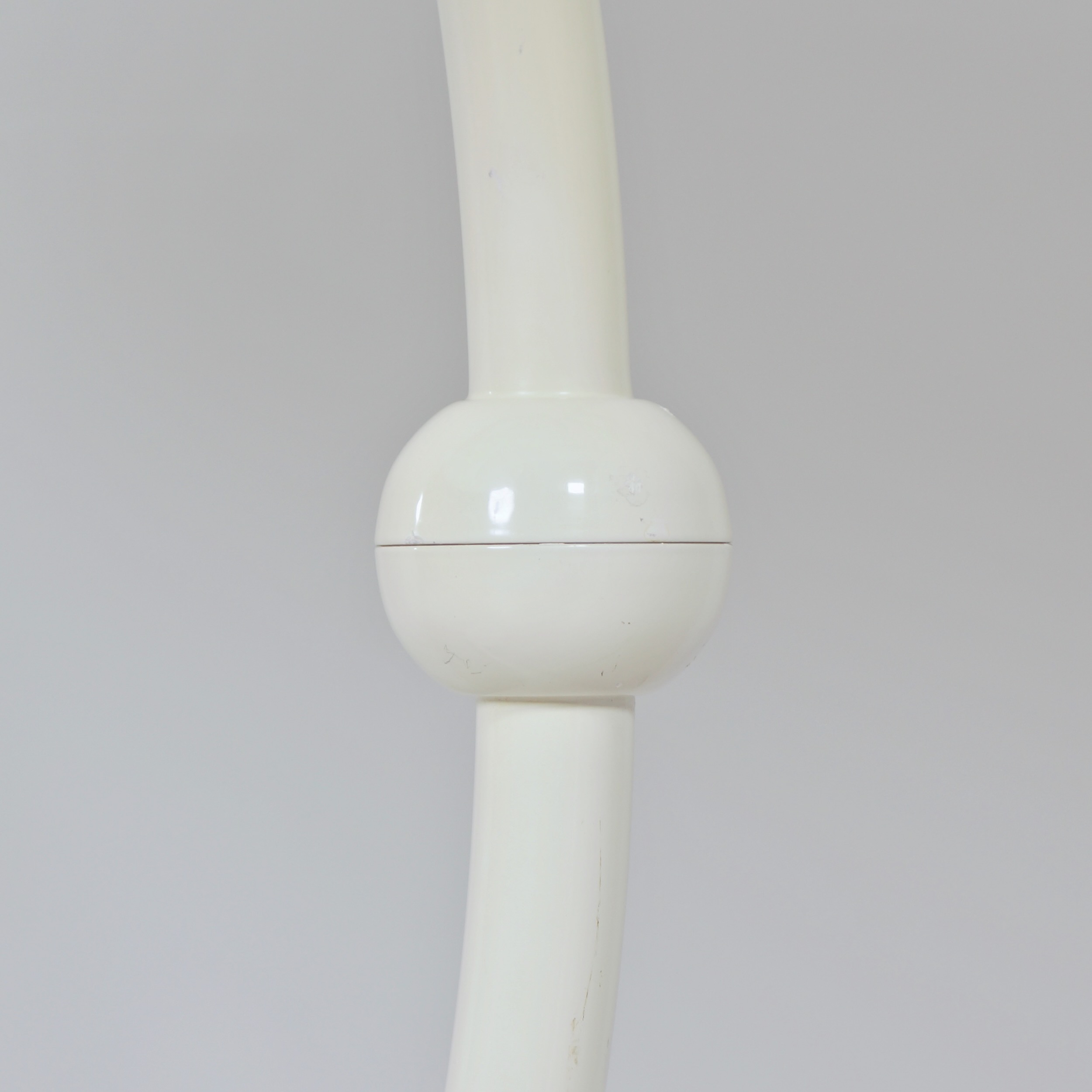 Serpente floor lamp by Elio Martinelli for Martinelli Luce, 1970s in white