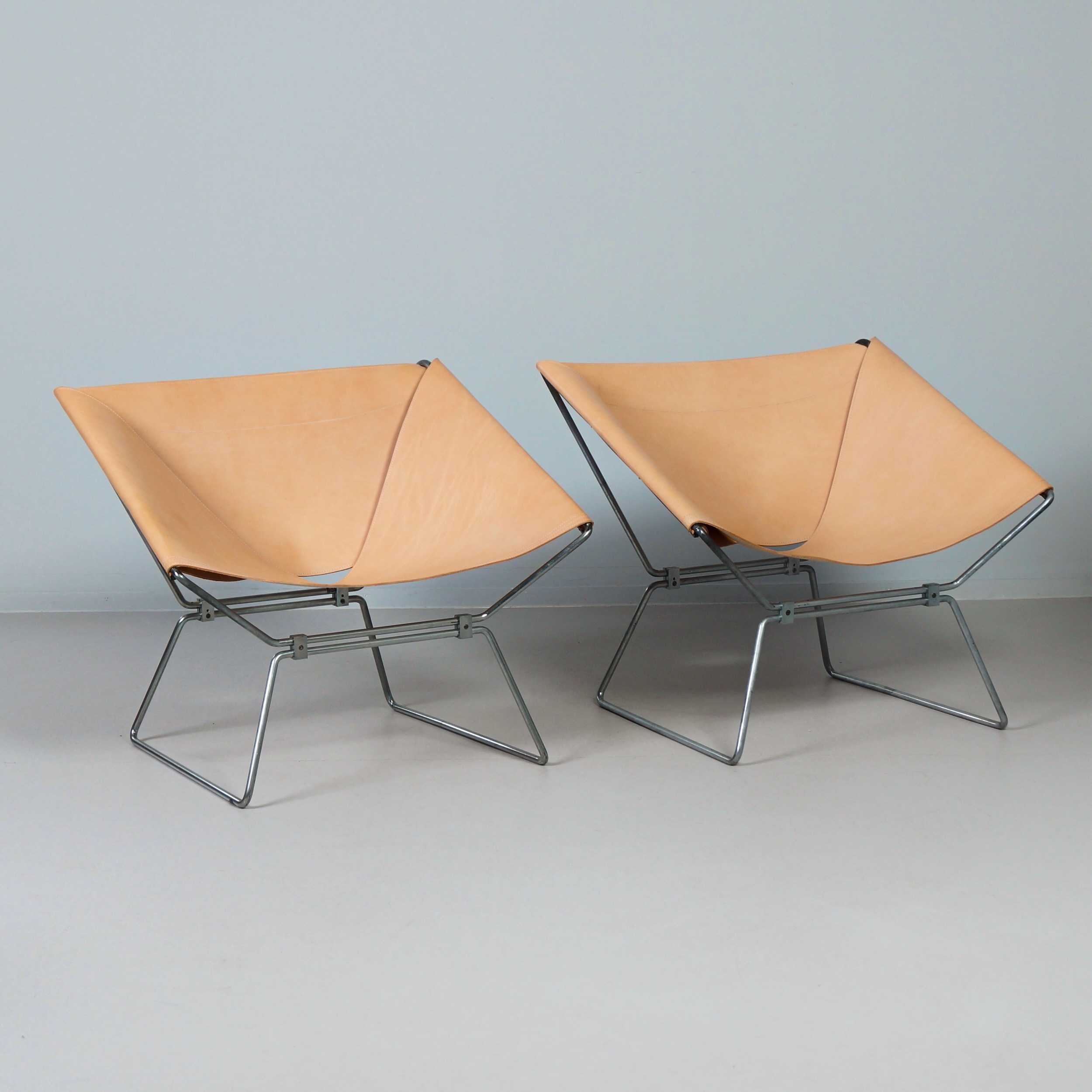 Anneau AP-14 armchairs by Pierre Paulin for A. Polak, 1960s, set of two in natural saddle leather