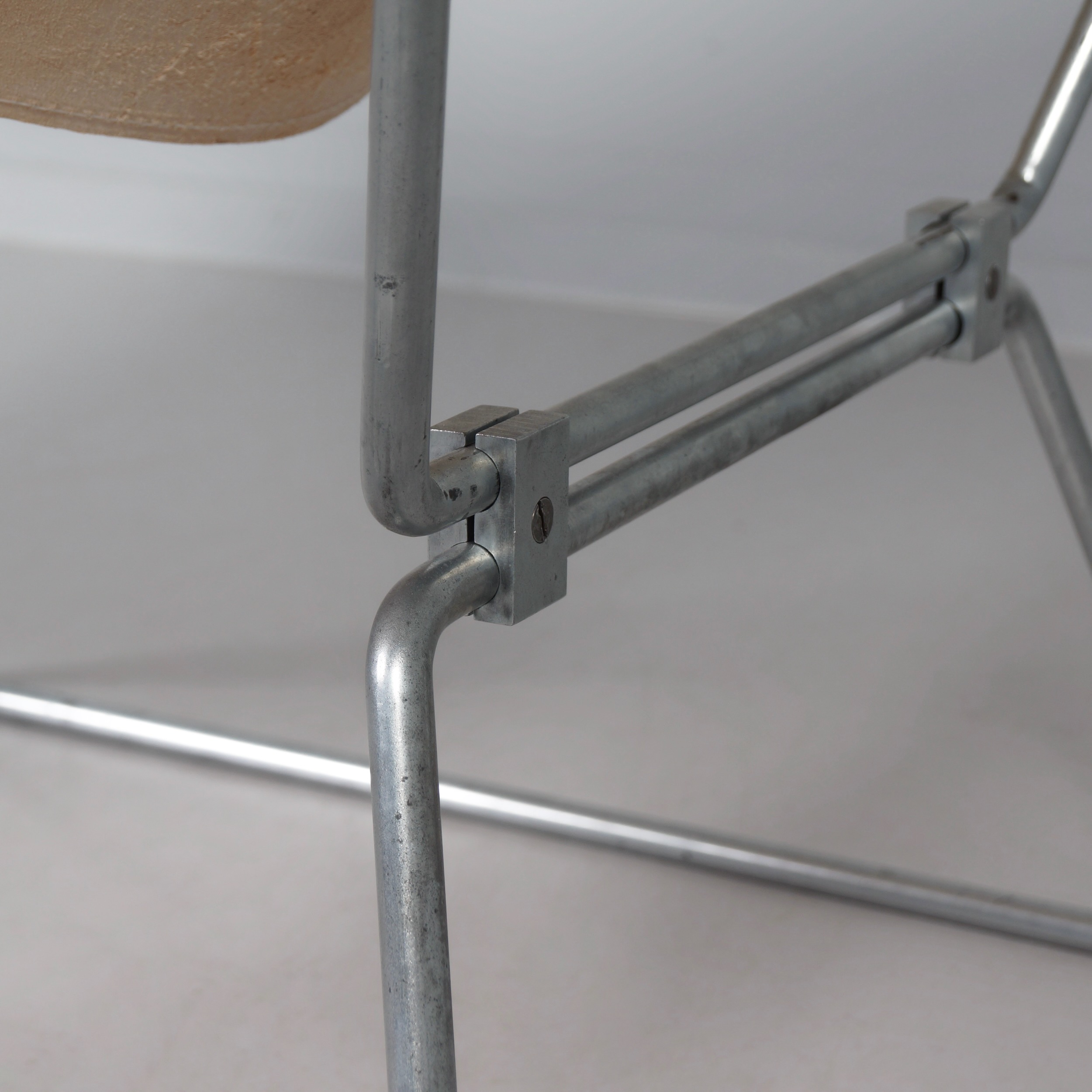 Anneau AP-14 armchairs by Pierre Paulin for A. Polak, 1960s, set of two in natural saddle leather