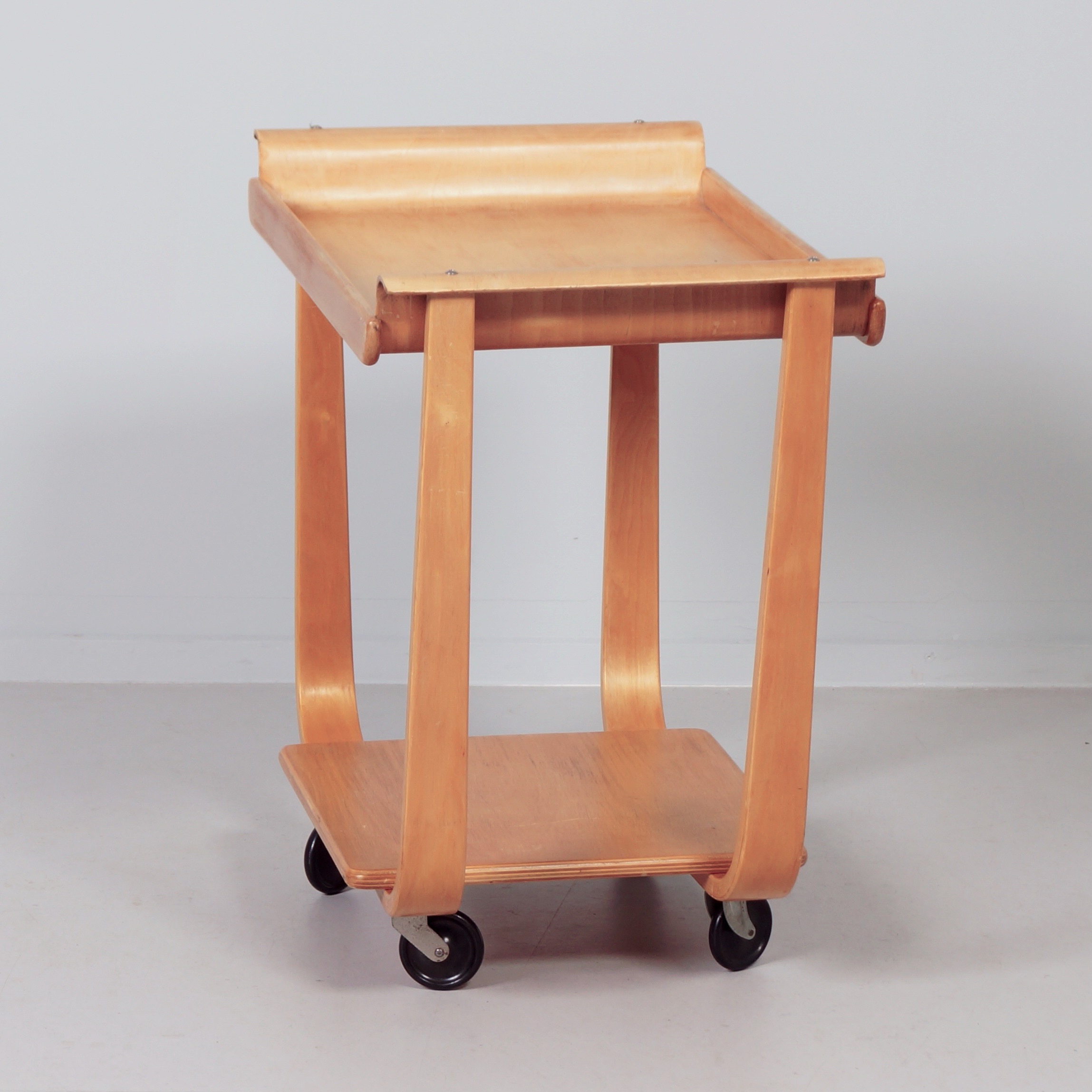Serving trolley Rolo model PB01 by Cees Braakman for UMS Pastoe, 1950s, in birch wood