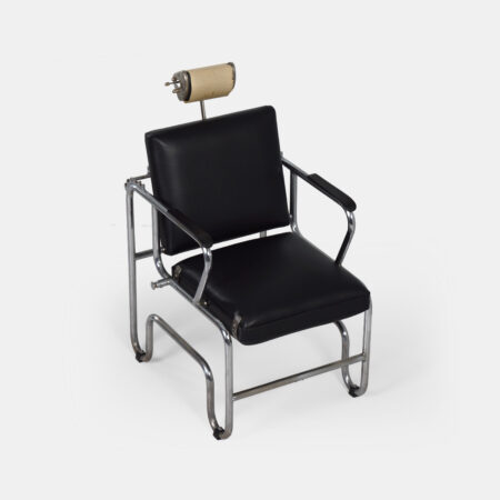 Bauhaus barber chair by F.L. Vollemans & Zonen from Rotterdam, c. 1930, adjustable model