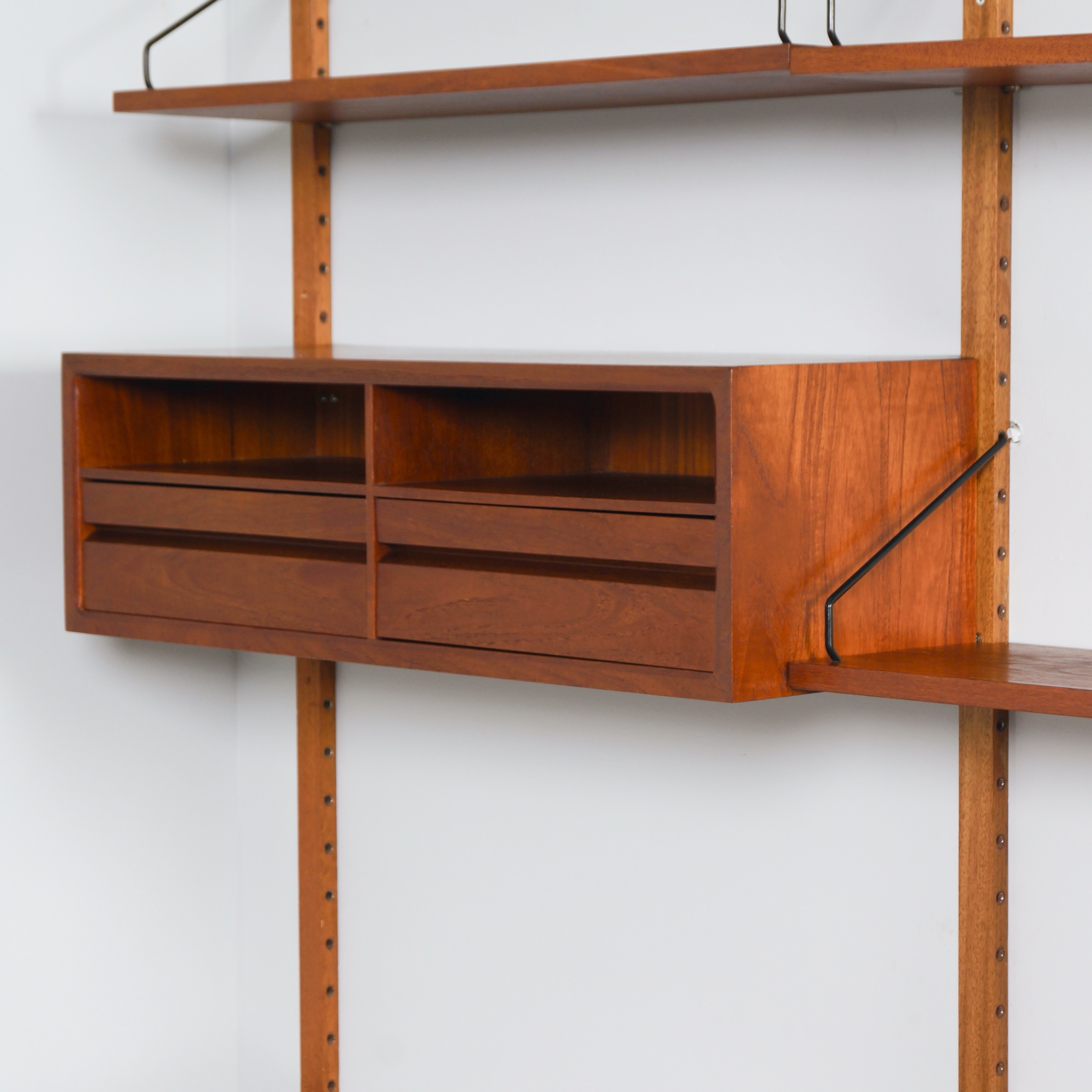Royal System by Poul Cadovius for Cado, 1960s – Wall System Teak, 15-Piece