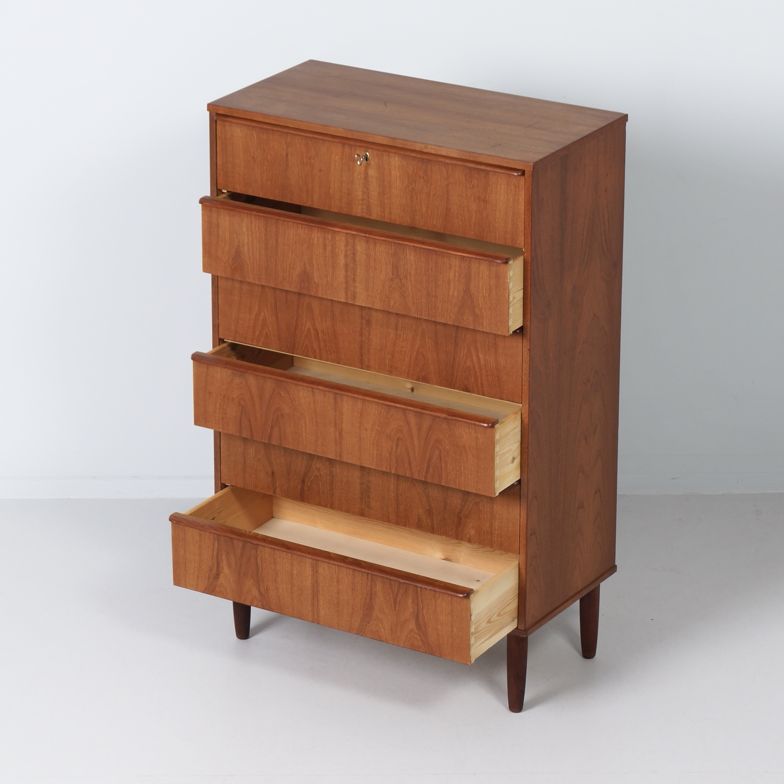 Danish Teak Chest of Drawers, 1960s – 6 Drawers