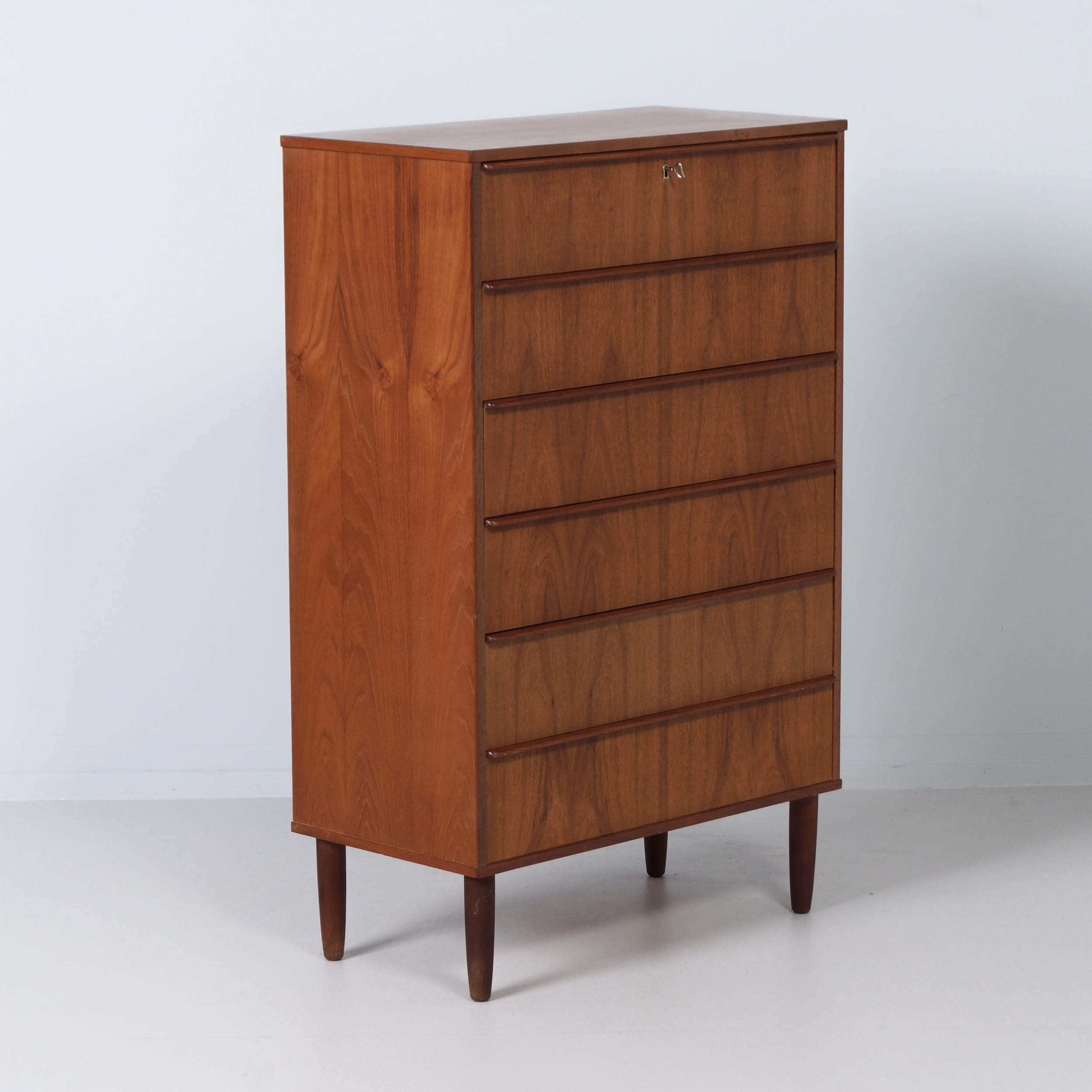 Danish Teak Chest of Drawers, 1960s – 6 Drawers