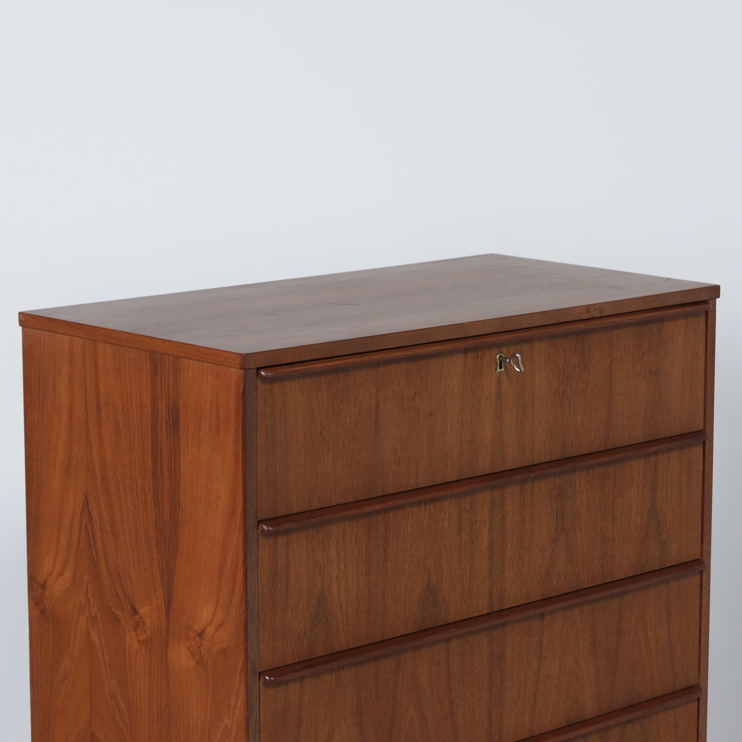 Danish Teak Chest of Drawers, 1960s – 6 Drawers