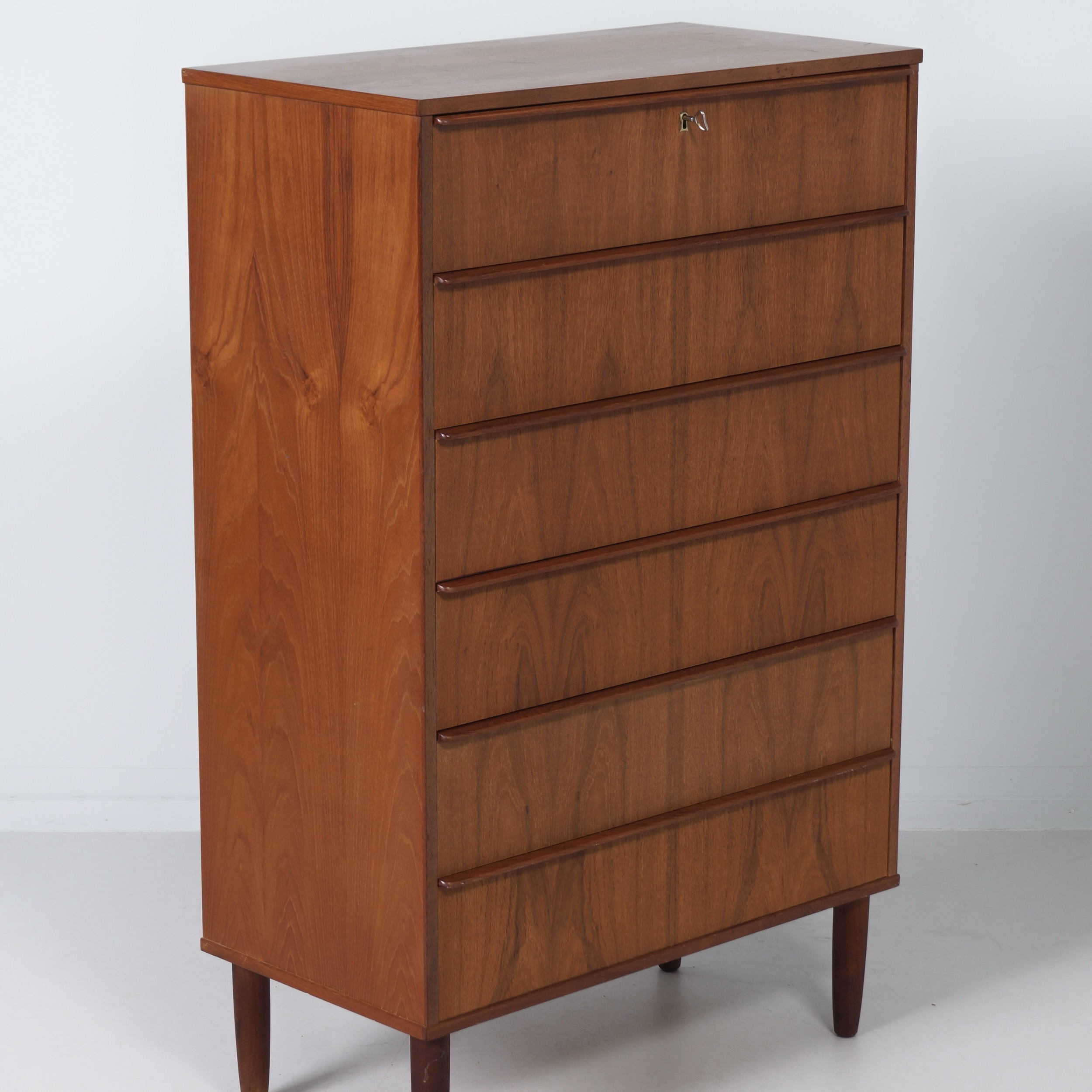 Danish Teak Chest of Drawers, 1960s – 6 Drawers