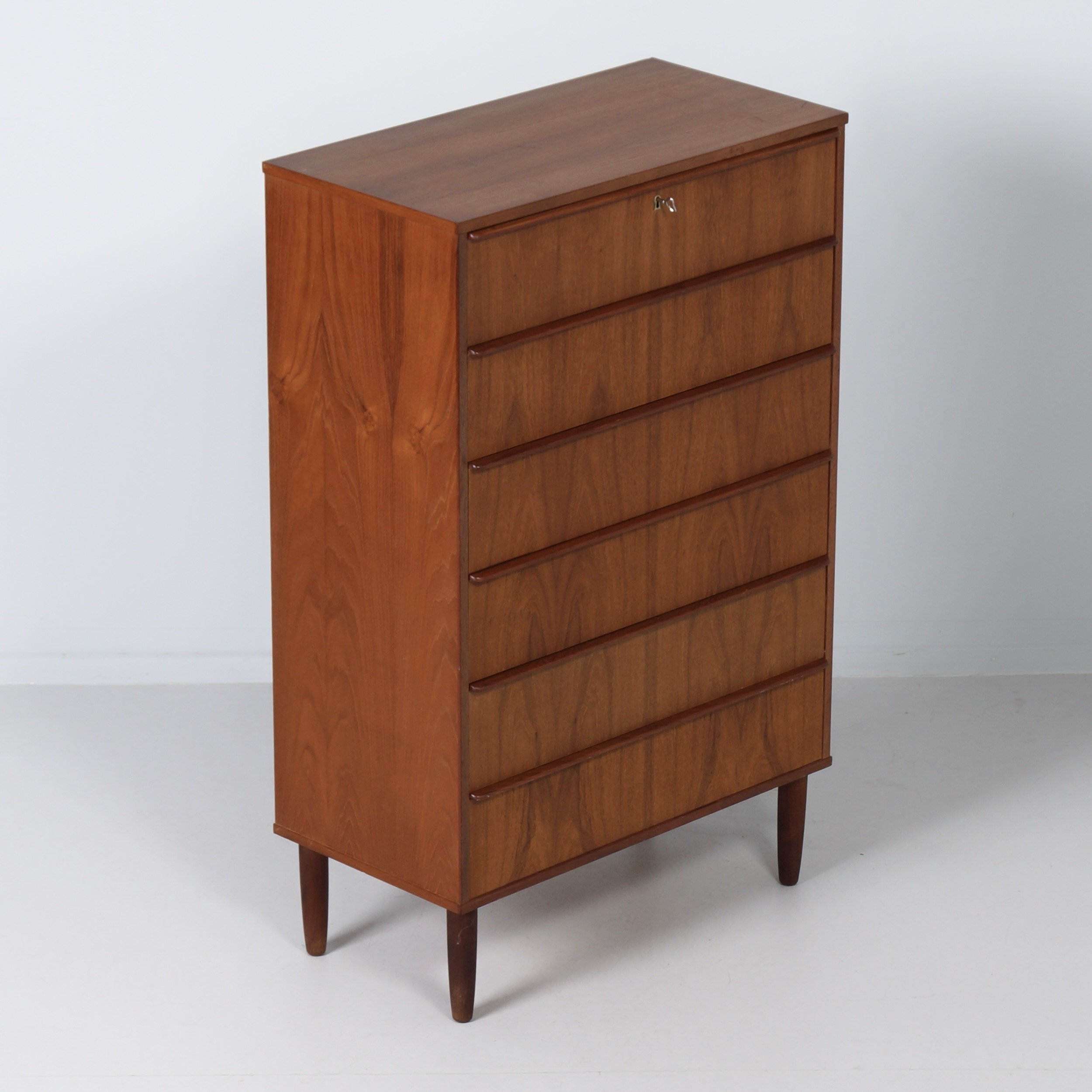 Danish Teak Chest of Drawers, 1960s – 6 Drawers