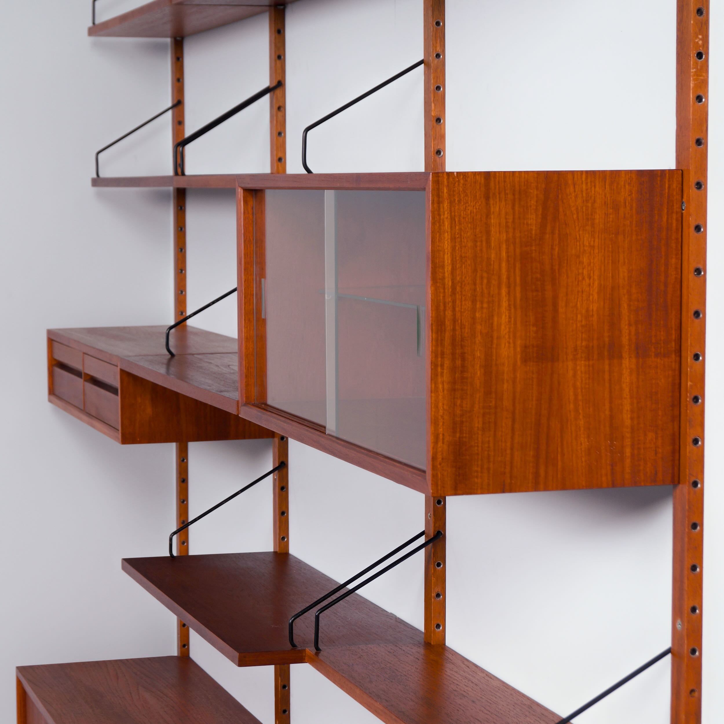 Royal System Wall Unit by Poul Cadovius for Cado, Denmark, 1960s – 17 Pieces
